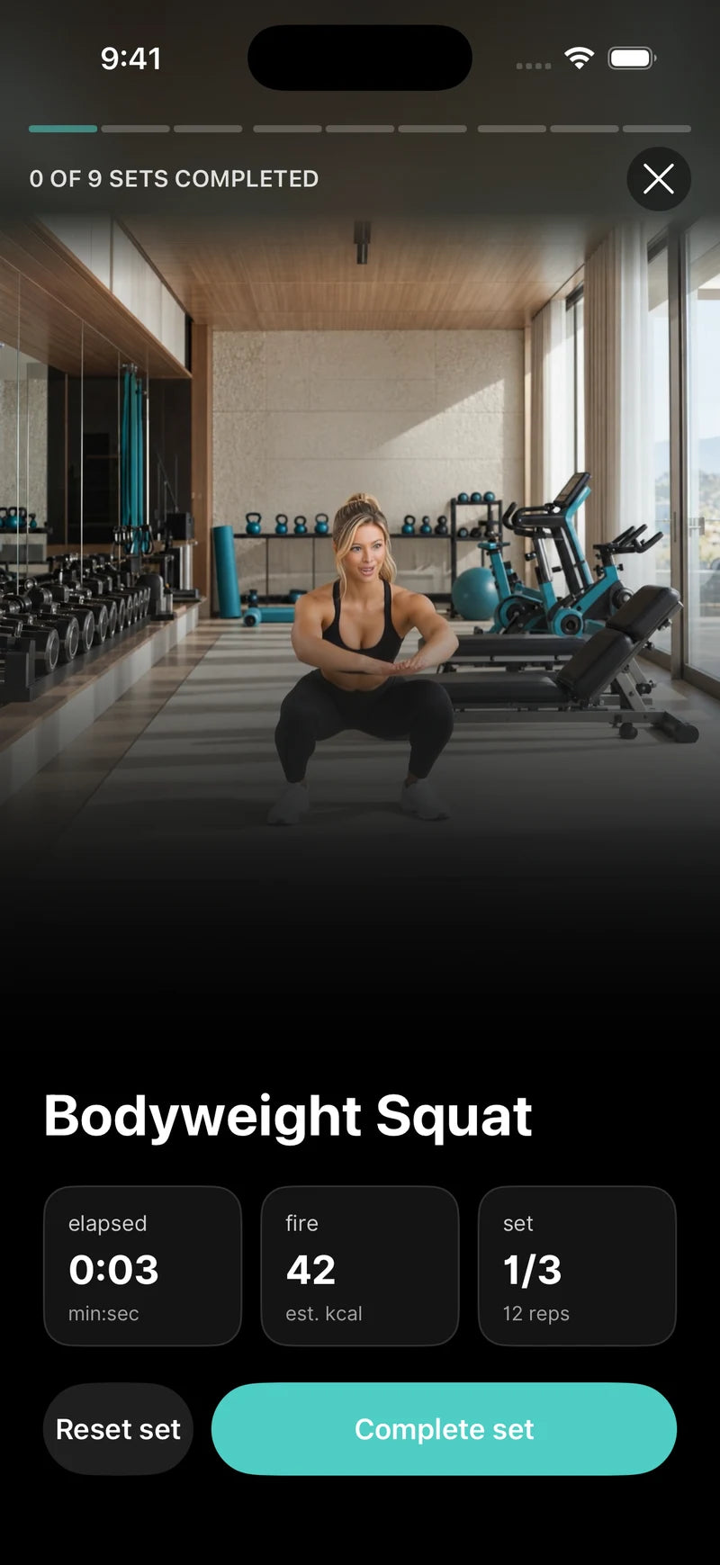 Fit+ workout showing an exercise demonstration and set tracking